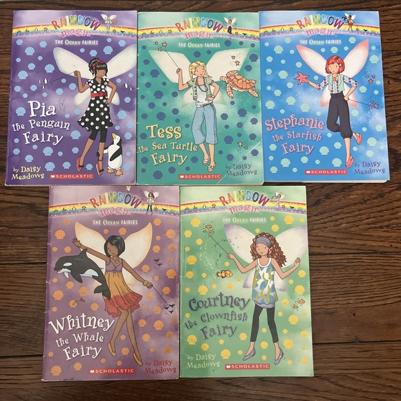 Ocean Fairies # 3-7 set Daisy‎ Meadows 3 4 5 6 7 Rainbow Magic lot - Picture 1 of 4